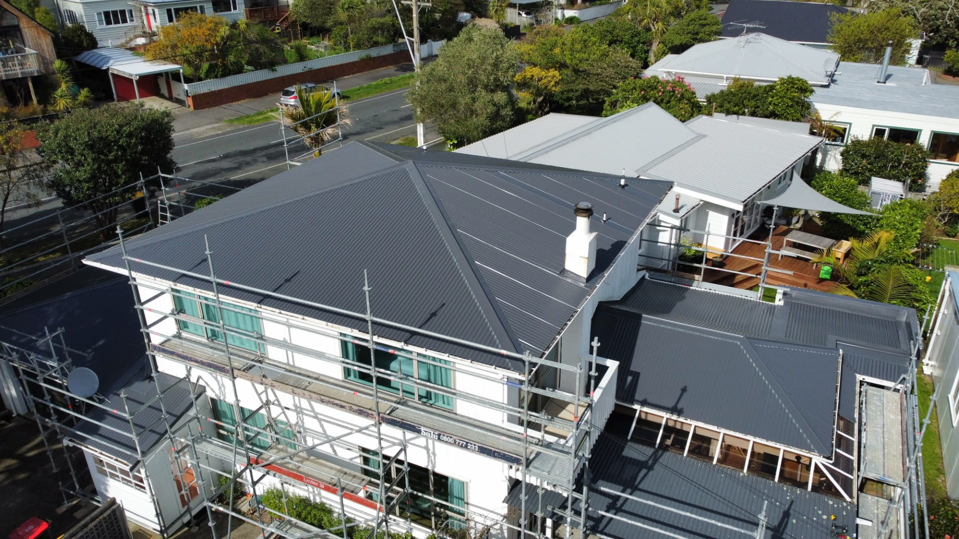 metal roofing contractors